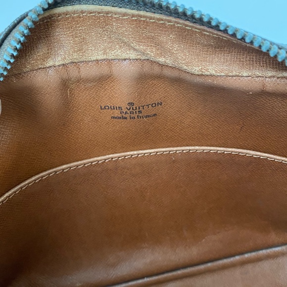 Louis Vuitton Compeigne 23 - Picture 7 of 10